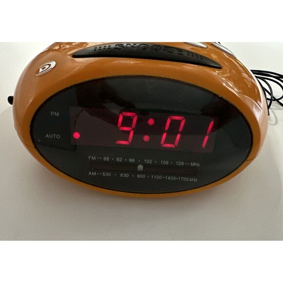 Duraband AM/FM Digital Clock Radio Model CR - 500 Orange - Picture 8 of 11